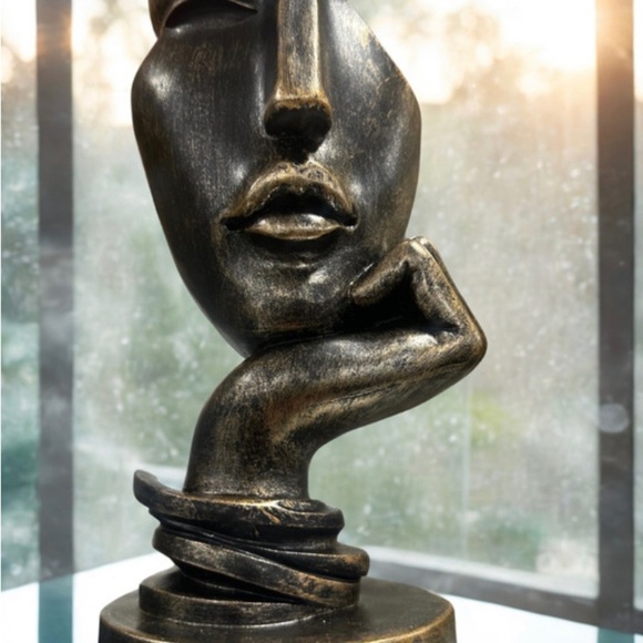Abstract Bronze Sculpture Look at Me Now - Picture 1 of 4